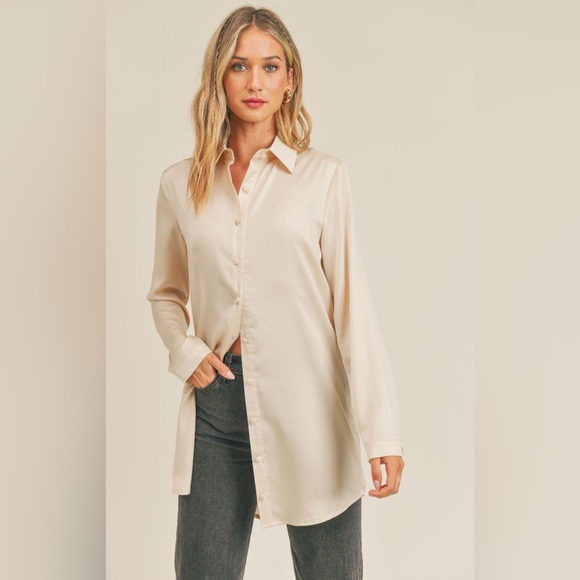 Sadie & Sage “Bianca” Shirt - Picture 1 of 4